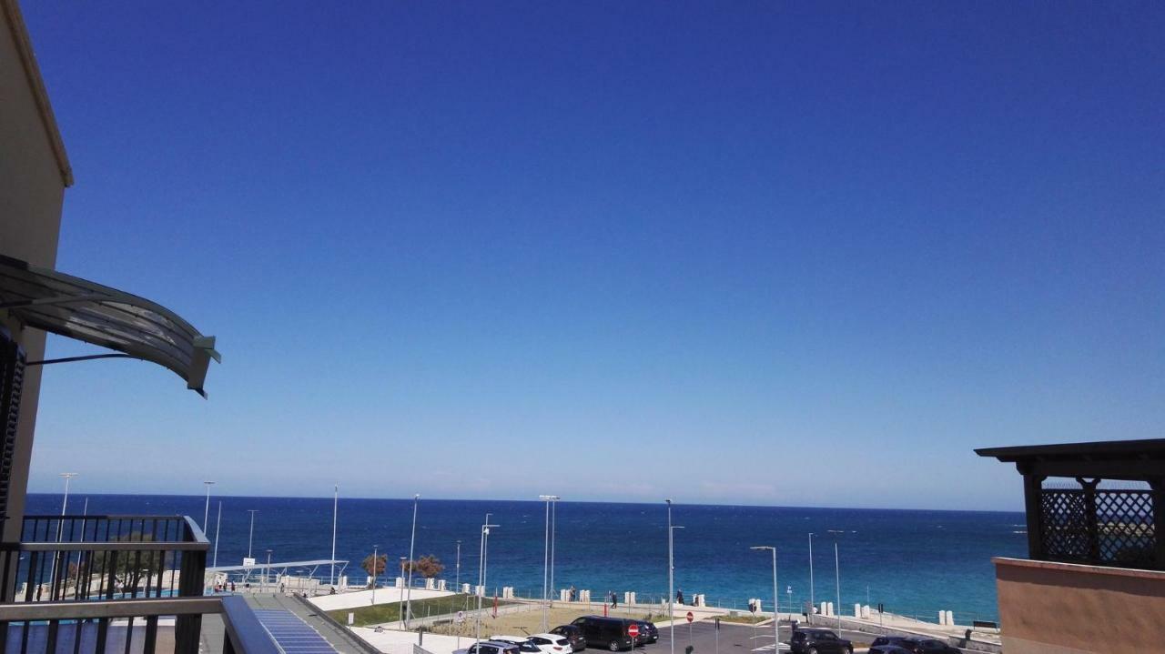 Gallery Art - Sea View Monopoli Eksteriør bilde